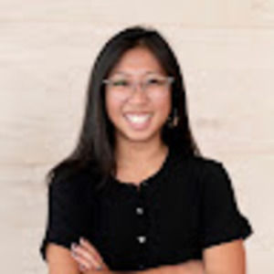 Meet your Posher, Tia